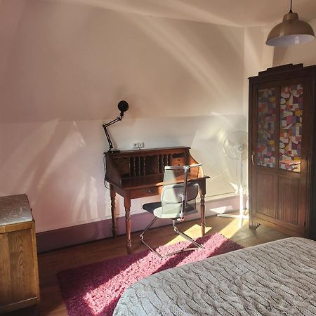 Appartement Atypique - 2 Chambres - Rue Calme Dans Centre Ville Sedan Ngoại thất bức ảnh